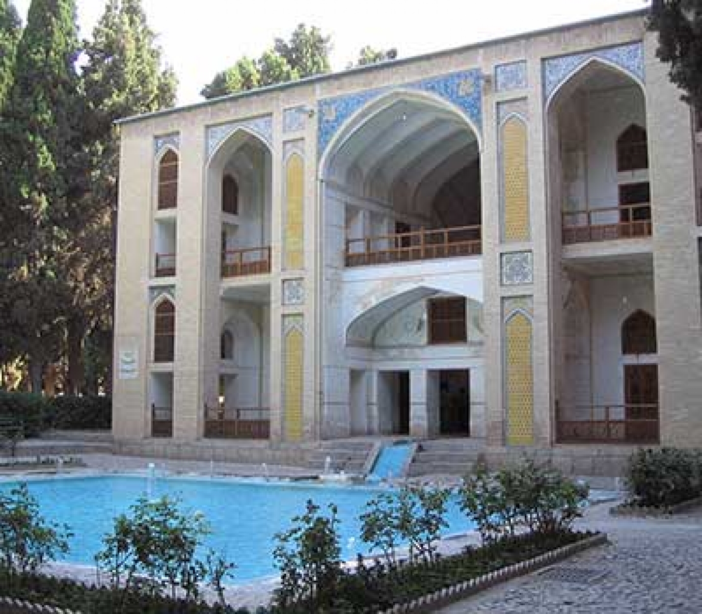 Copy of  بازدید یک میلیون و 475 ‌هزار و 426 گردشگر داخلی و خارجی در نه ماه سال 96 از کاشان