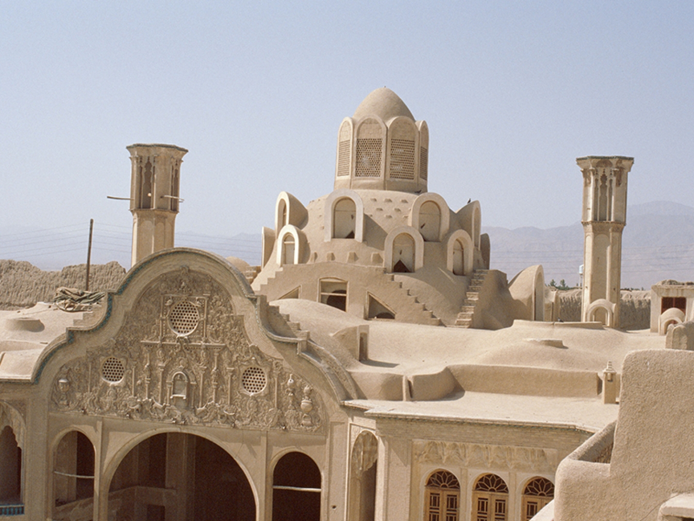 خانه بروجردی ها