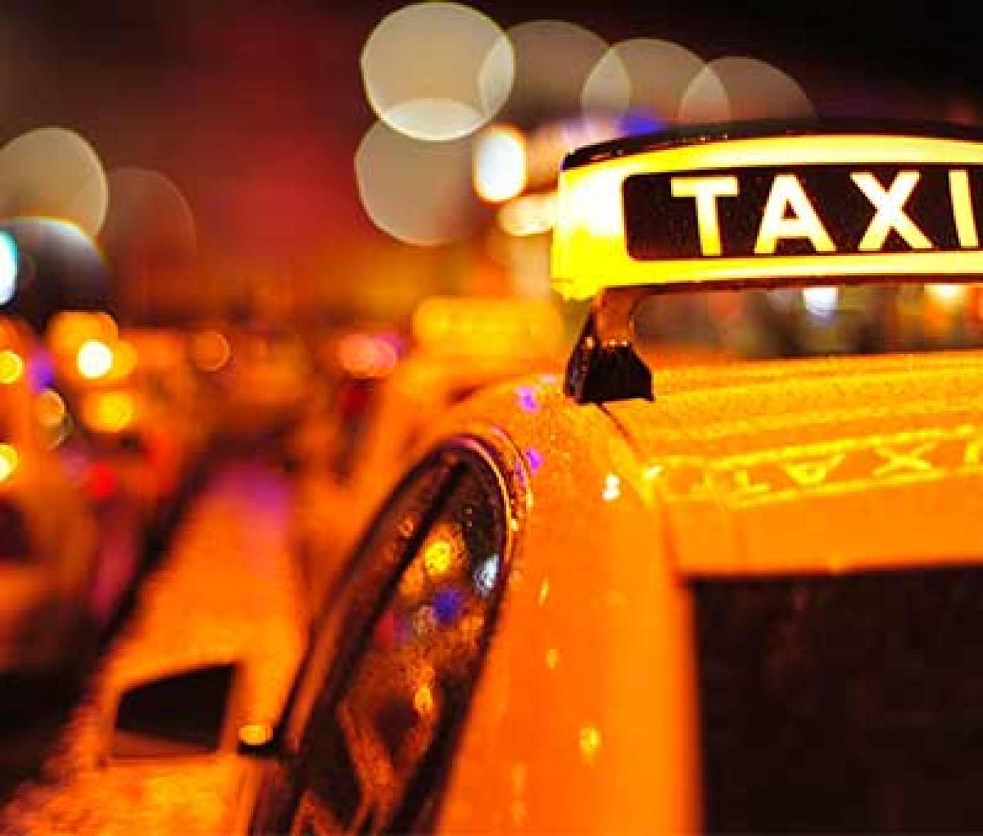 تاکسی سرویس