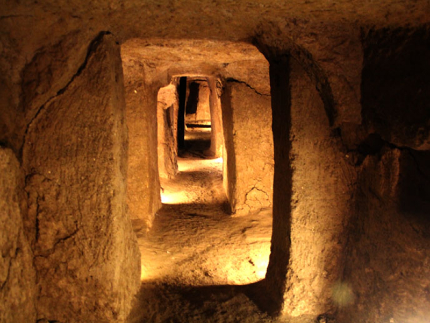 Underground City of Ouyi Noushabad